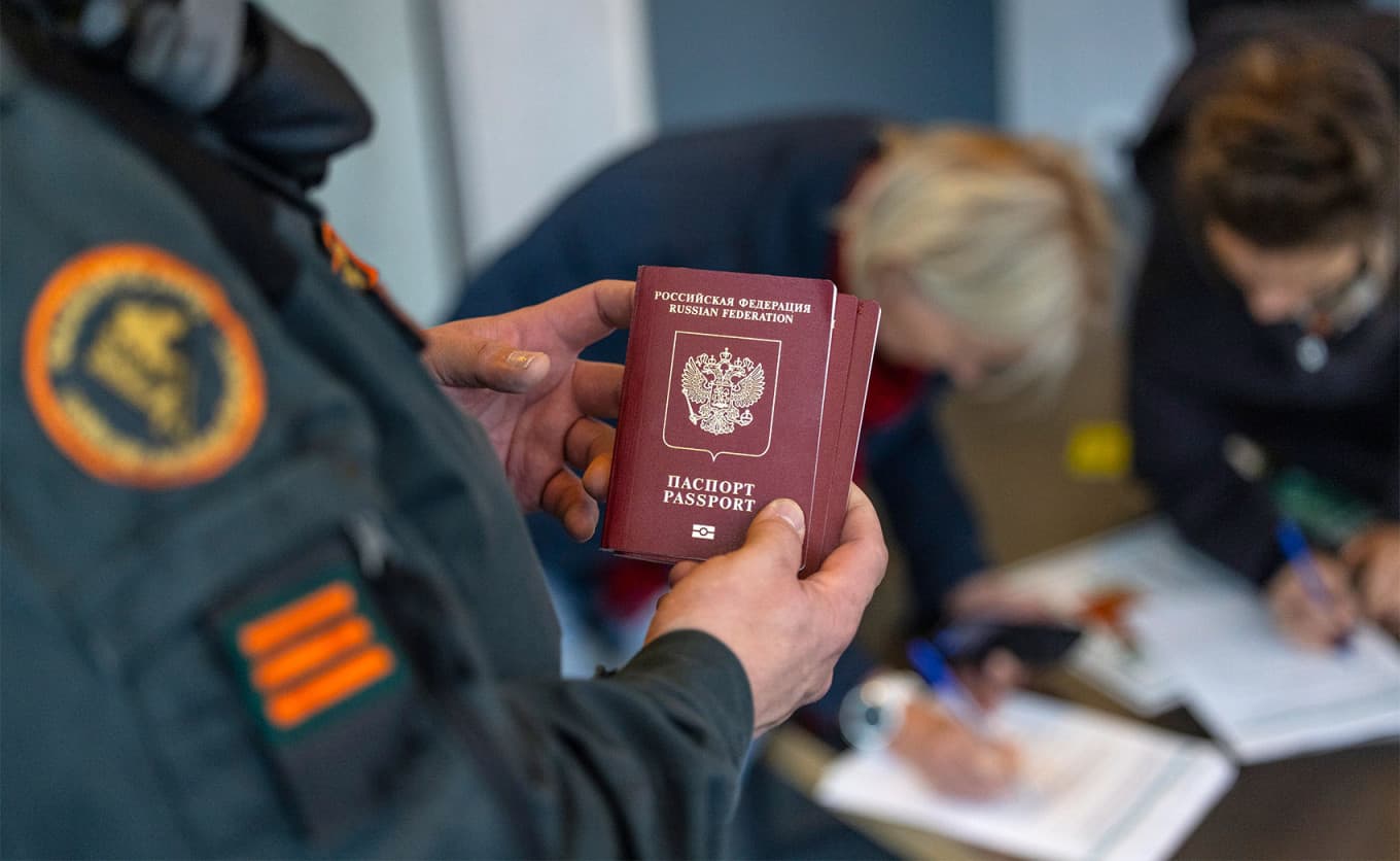 Schengen Bans 5-Year Russian Passports
